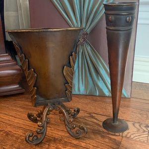 2 Bronze metal decorative pieces